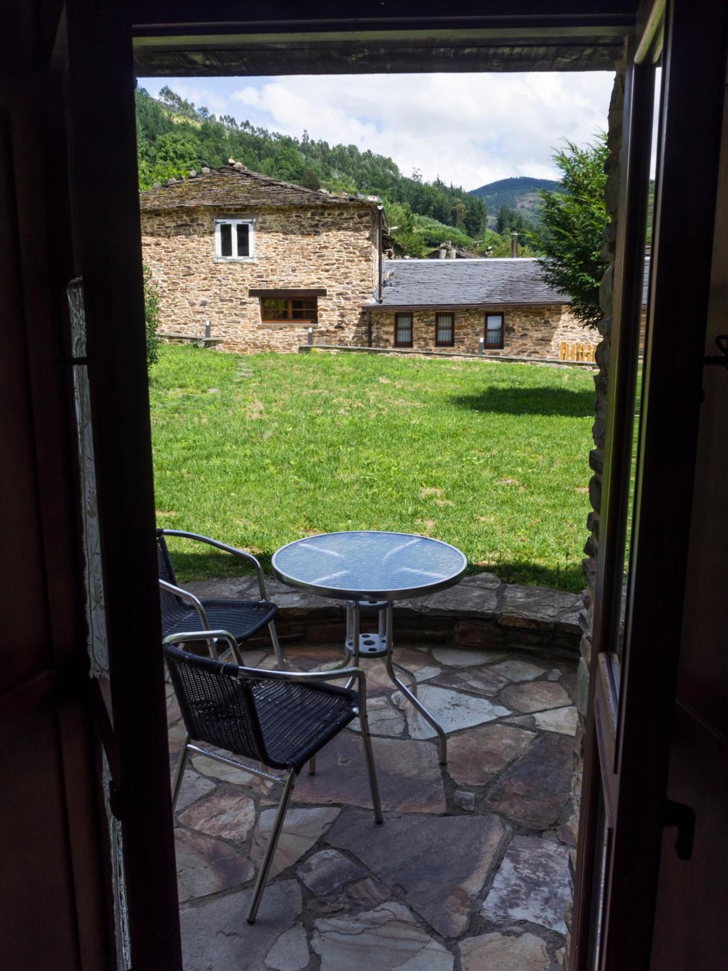 Casas Rurales Tareira En Taramundi Εξωτερικό φωτογραφία