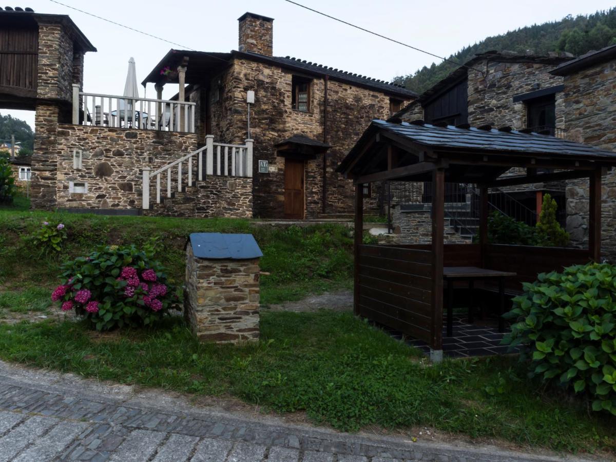 Casas Rurales Tareira En Taramundi Εξωτερικό φωτογραφία