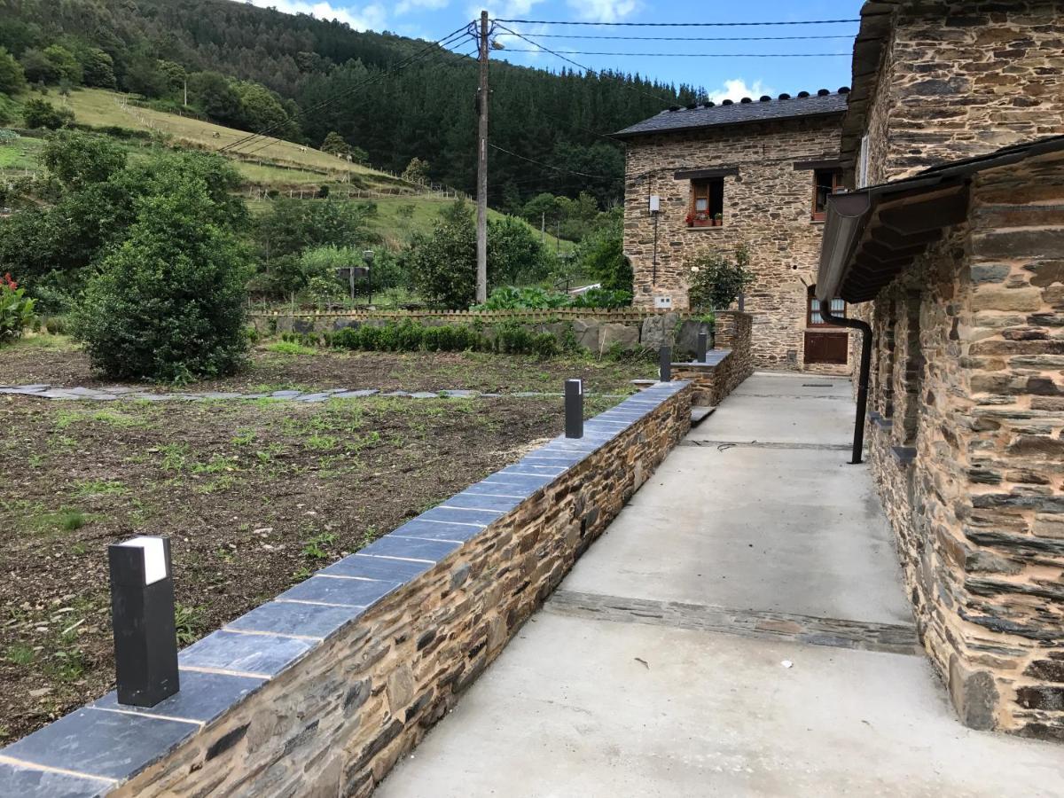 Casas Rurales Tareira En Taramundi Εξωτερικό φωτογραφία